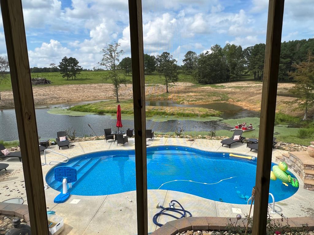 pool, lake, island and pasture right out your back